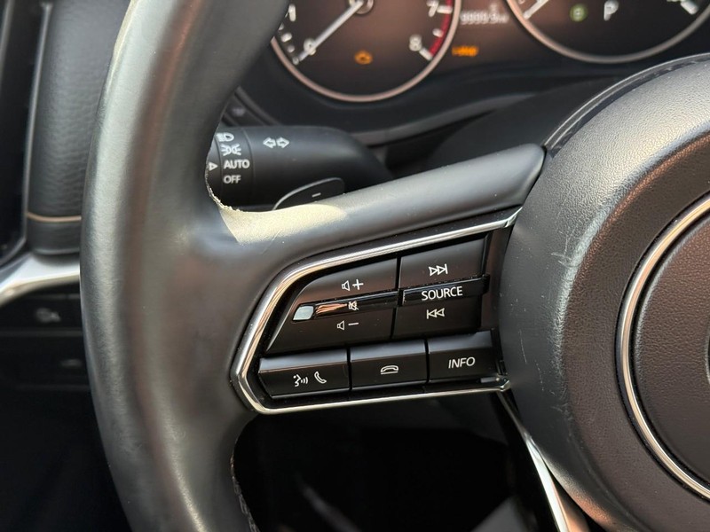 Mazda CX-70 Vehicle Full-screen Gallery Image 21