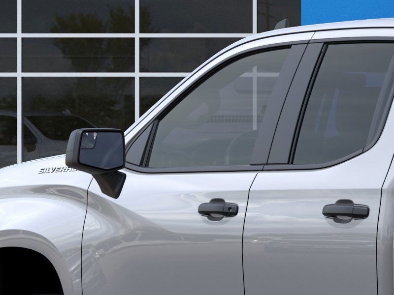 Chevrolet Silverado 1500 Vehicle Full-screen Gallery Image 12