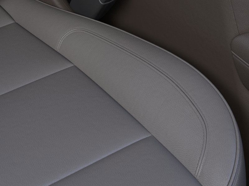 Chevrolet Suburban Vehicle Full-screen Gallery Image 21