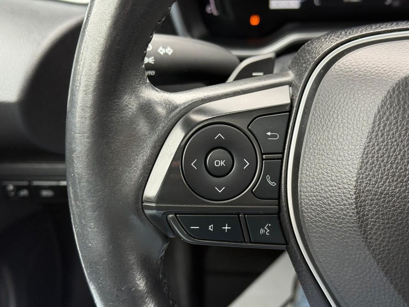 Toyota Corolla Vehicle Full-screen Gallery Image 20