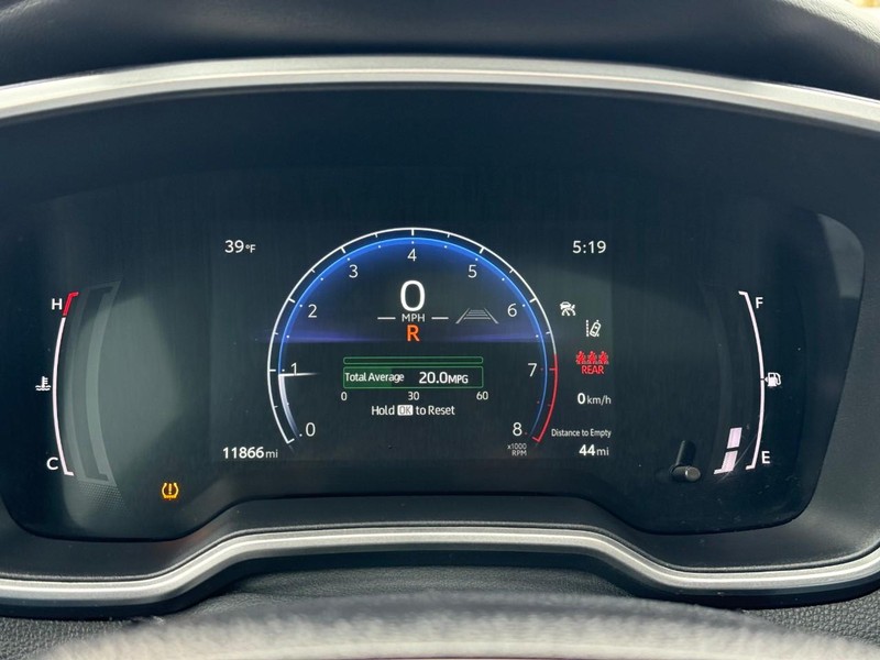 Toyota Corolla Vehicle Full-screen Gallery Image 25