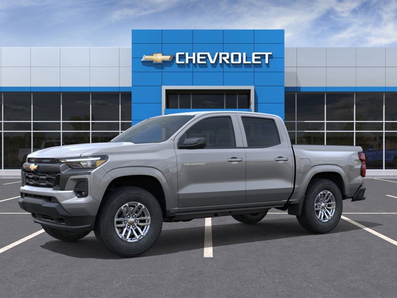 Chevrolet Colorado Vehicle Full-screen Gallery Image 2