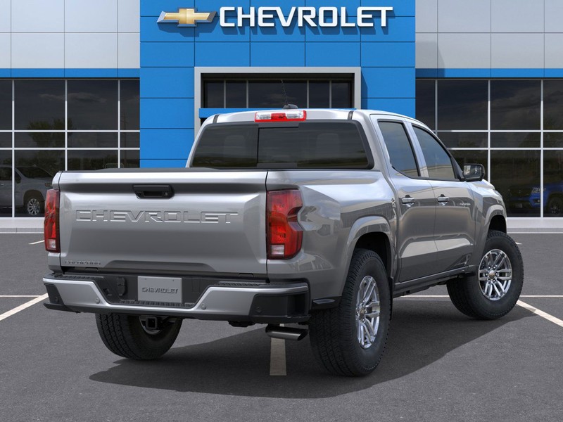 Chevrolet Colorado Vehicle Full-screen Gallery Image 4
