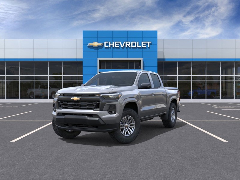 Chevrolet Colorado Vehicle Full-screen Gallery Image 8