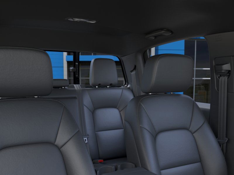 Chevrolet Colorado Vehicle Full-screen Gallery Image 24