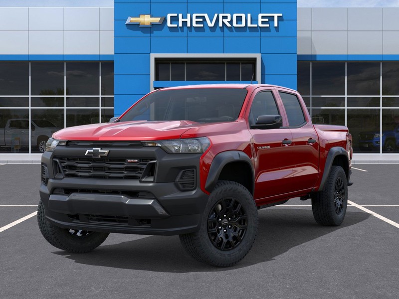 Chevrolet Colorado Vehicle Full-screen Gallery Image 6