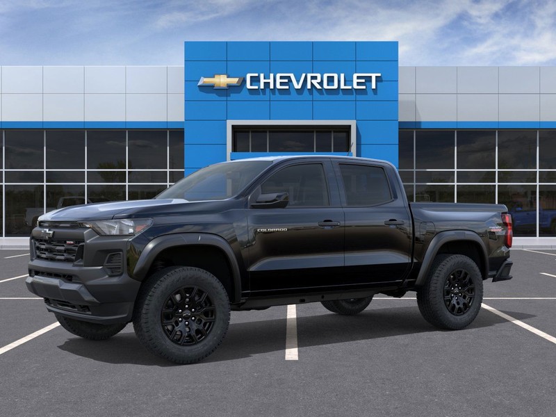 Chevrolet Colorado Vehicle Full-screen Gallery Image 2