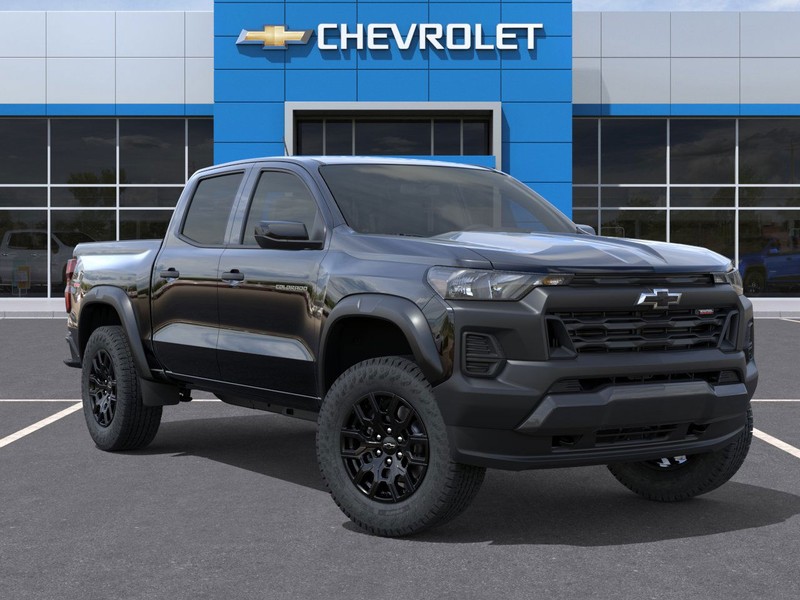 Chevrolet Colorado Vehicle Full-screen Gallery Image 7