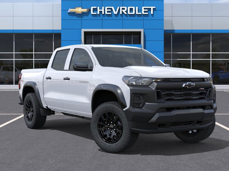 Chevrolet Colorado Vehicle Full-screen Gallery Image 7