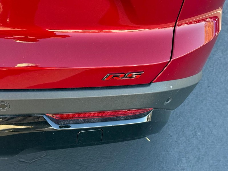 Chevrolet Equinox Vehicle Full-screen Gallery Image 5