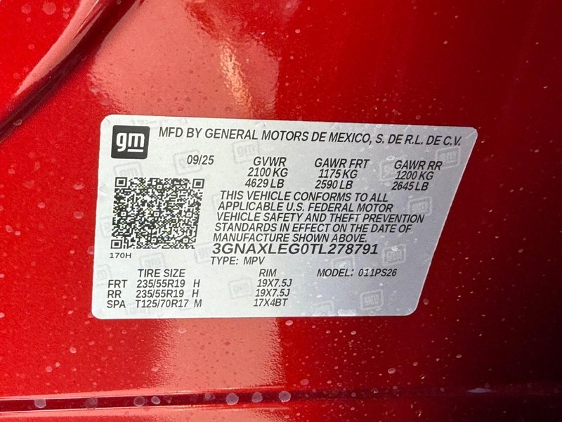 Chevrolet Equinox Vehicle Full-screen Gallery Image 18