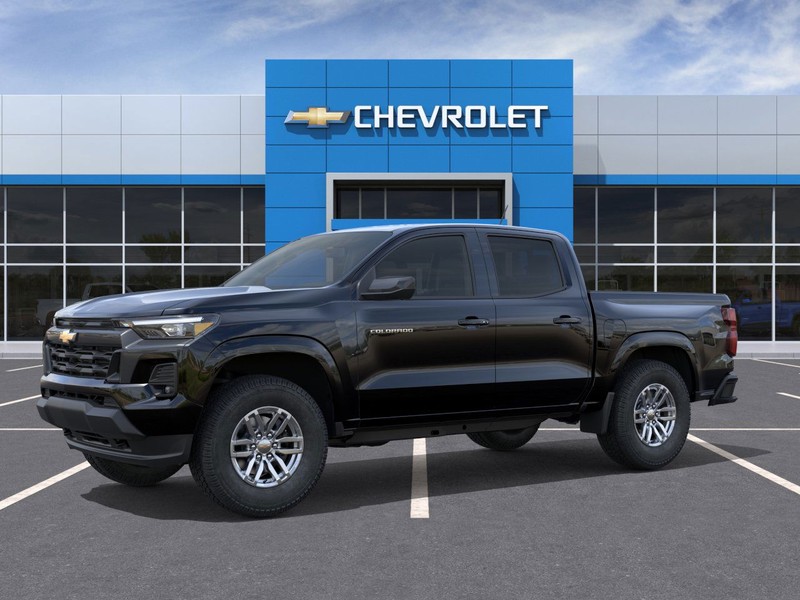 Chevrolet Colorado Vehicle Full-screen Gallery Image 2