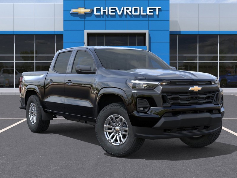 Chevrolet Colorado Vehicle Full-screen Gallery Image 7