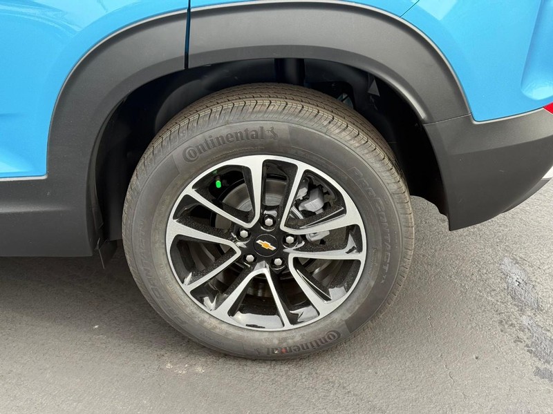 Chevrolet Trailblazer Vehicle Full-screen Gallery Image 4