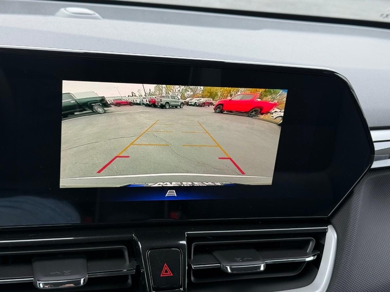 Chevrolet Trailblazer Vehicle Full-screen Gallery Image 15