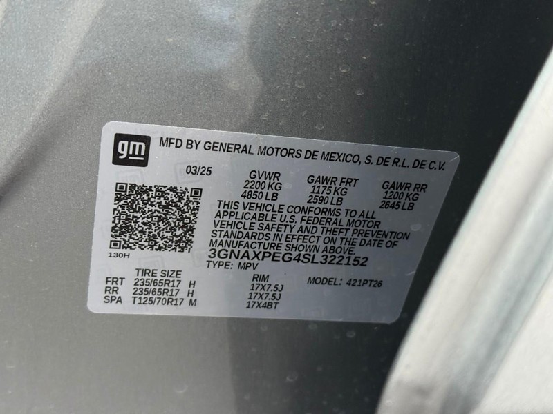 Chevrolet Equinox Vehicle Full-screen Gallery Image 23