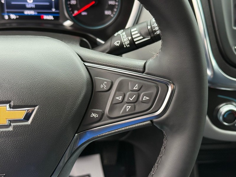 Chevrolet Equinox Vehicle Full-screen Gallery Image 20