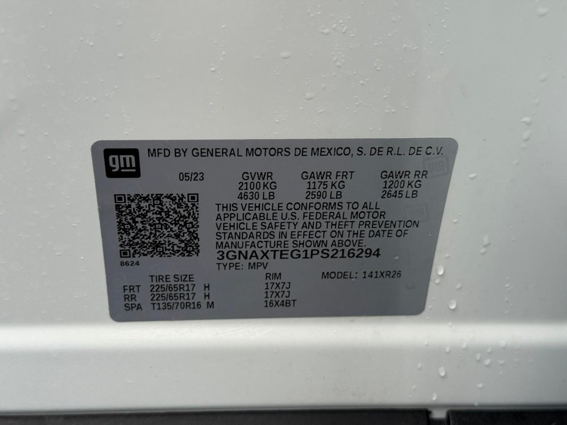 Chevrolet Equinox Vehicle Full-screen Gallery Image 25