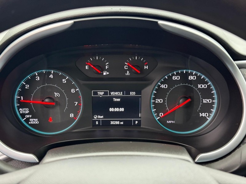 Chevrolet Malibu Vehicle Full-screen Gallery Image 21