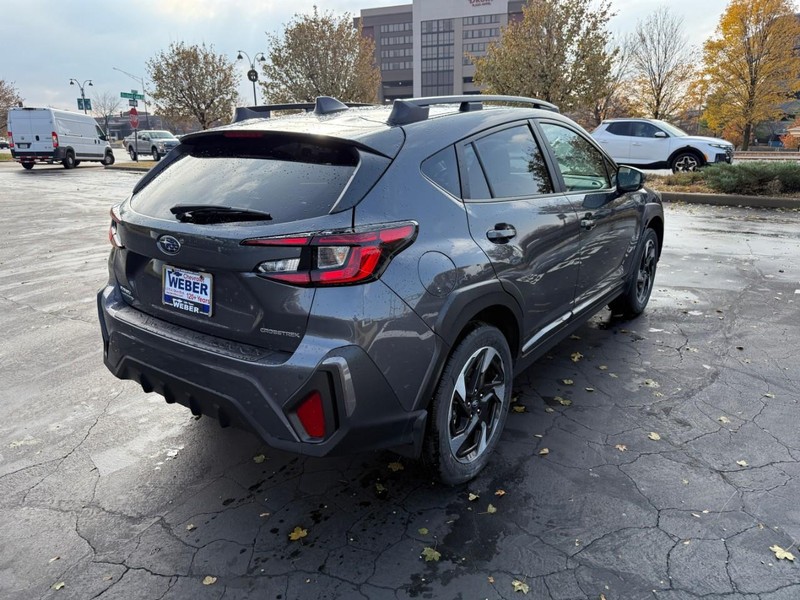 Subaru Crosstrek Vehicle Full-screen Gallery Image 8