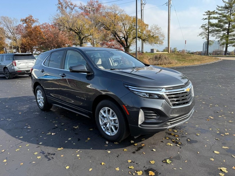 Chevrolet Equinox Vehicle Full-screen Gallery Image 08