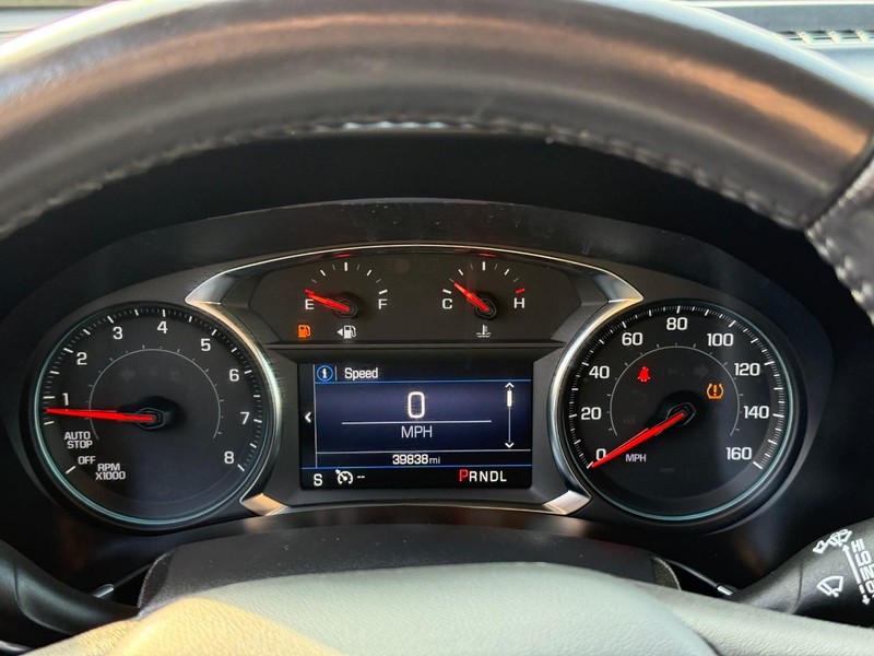 Chevrolet Equinox Vehicle Full-screen Gallery Image 20