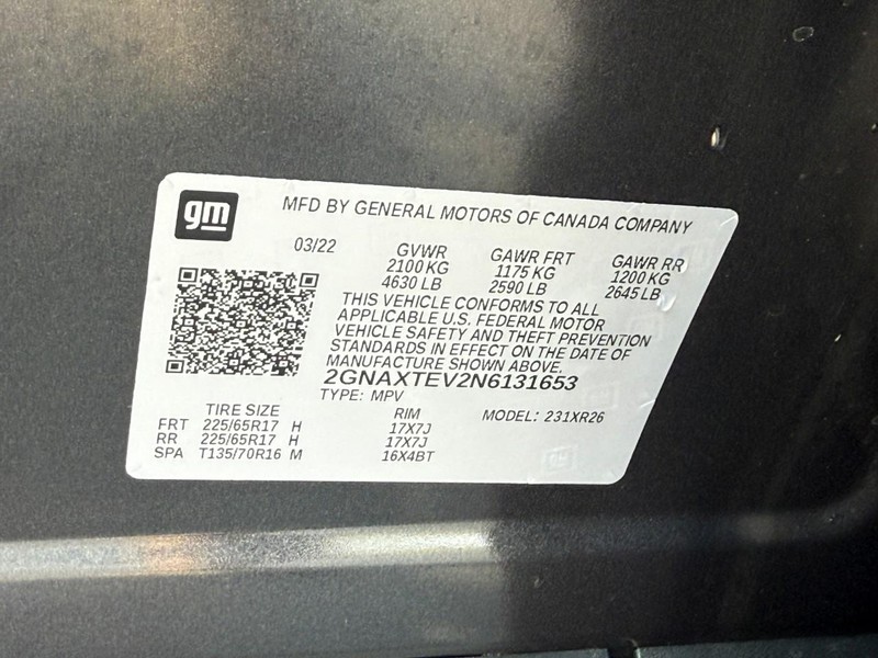 Chevrolet Equinox Vehicle Full-screen Gallery Image 24