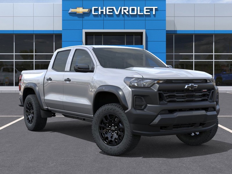 Chevrolet Colorado Vehicle Full-screen Gallery Image 7