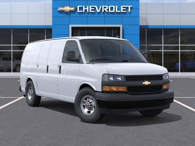 Chevrolet Express Cargo Van Vehicle Full-screen Gallery Image 7