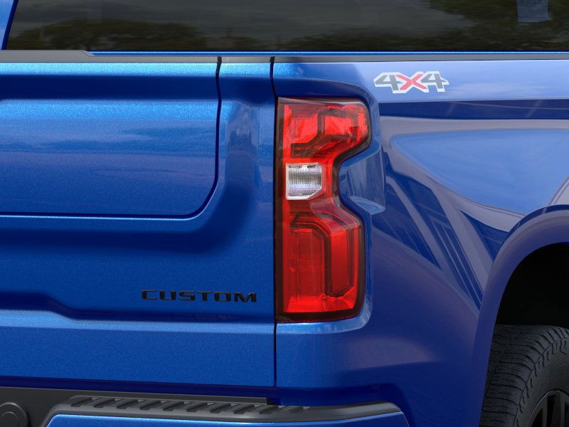 Chevrolet Silverado 1500 Vehicle Full-screen Gallery Image 11