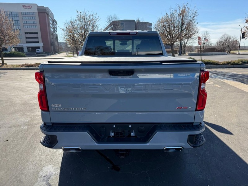 Chevrolet Silverado 1500 Vehicle Full-screen Gallery Image 7