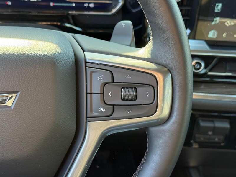 Chevrolet Silverado 1500 Vehicle Full-screen Gallery Image 20