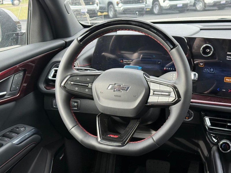 Chevrolet Traverse Vehicle Full-screen Gallery Image 9