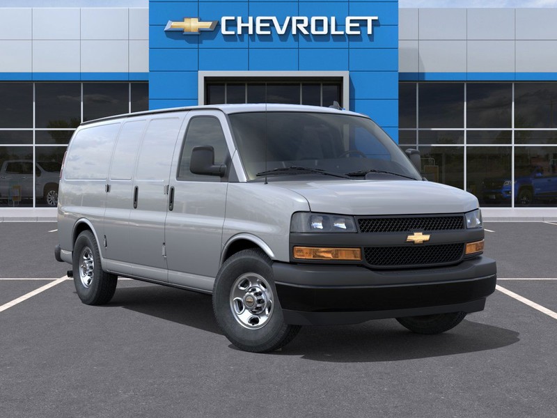 Chevrolet Express Cargo Van Vehicle Full-screen Gallery Image 7