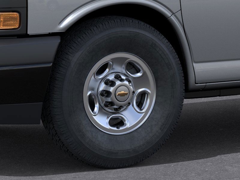 Chevrolet Express Cargo Van Vehicle Full-screen Gallery Image 9