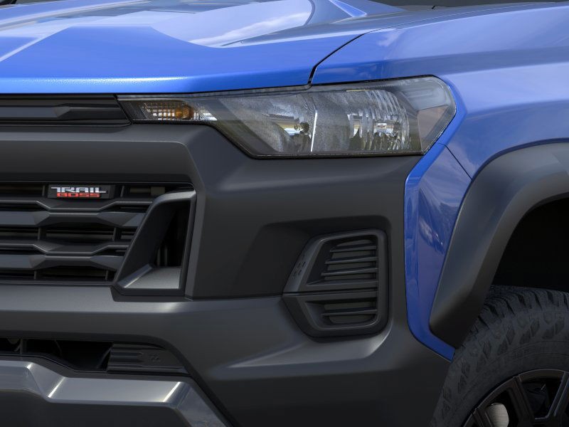 Chevrolet Colorado Vehicle Full-screen Gallery Image 10
