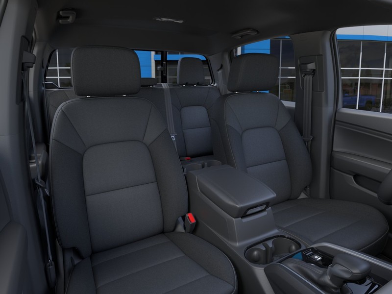 Chevrolet Colorado Vehicle Full-screen Gallery Image 16