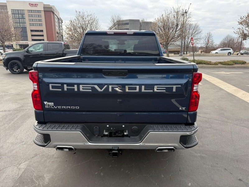 Chevrolet Silverado 1500 Vehicle Full-screen Gallery Image 6
