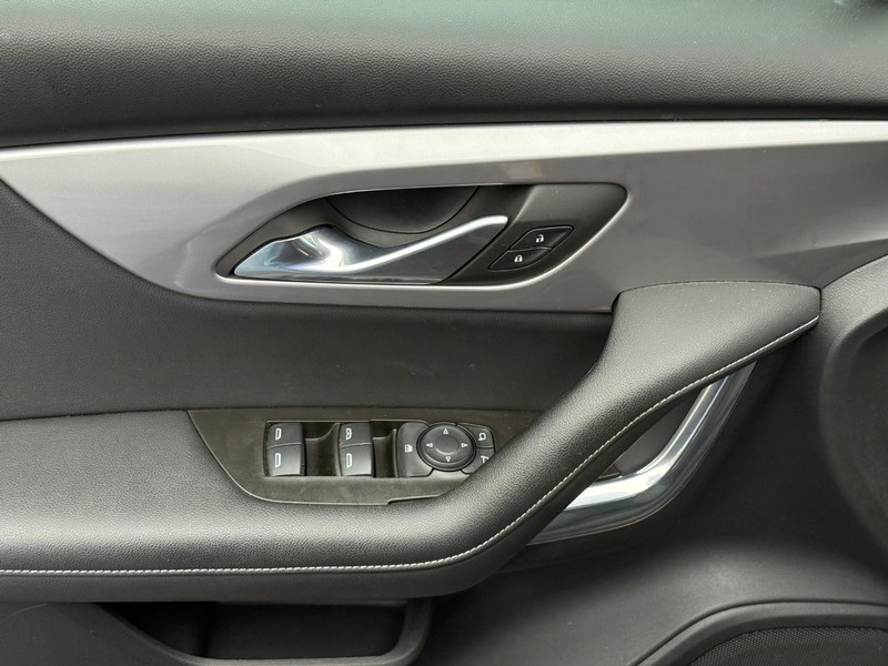 Chevrolet Blazer Vehicle Full-screen Gallery Image 15