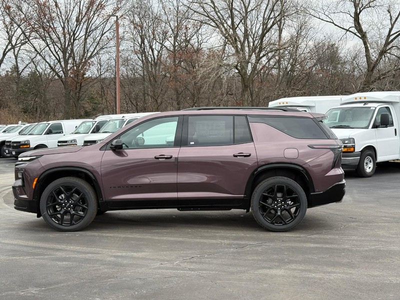 Chevrolet Traverse Vehicle Full-screen Gallery Image 2