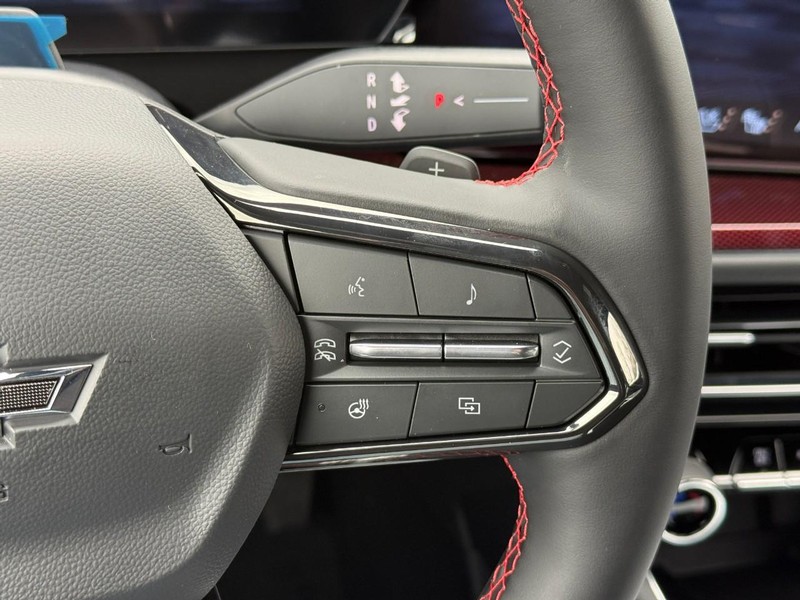 Chevrolet Traverse Vehicle Full-screen Gallery Image 15