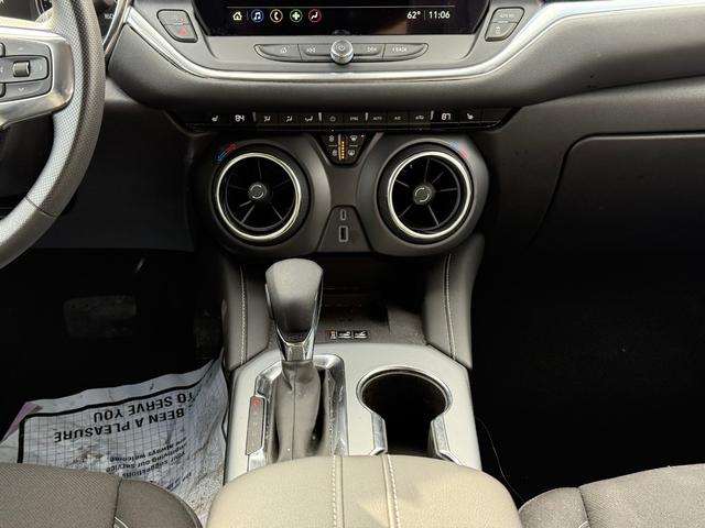 Chevrolet Blazer Vehicle Full-screen Gallery Image 9