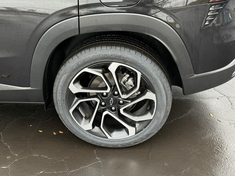 Chevrolet Trax Vehicle Full-screen Gallery Image 4