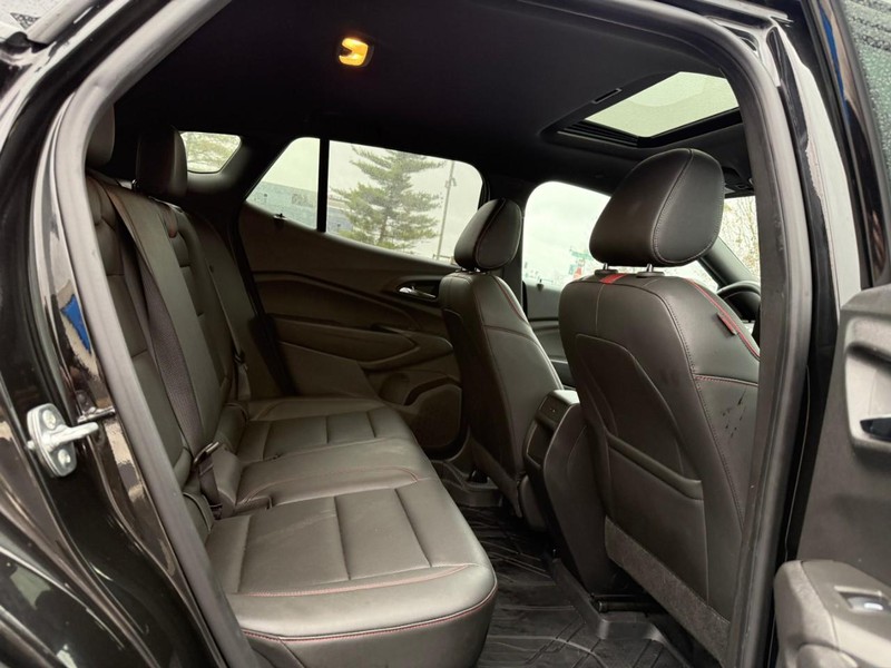 Chevrolet Trax Vehicle Full-screen Gallery Image 10