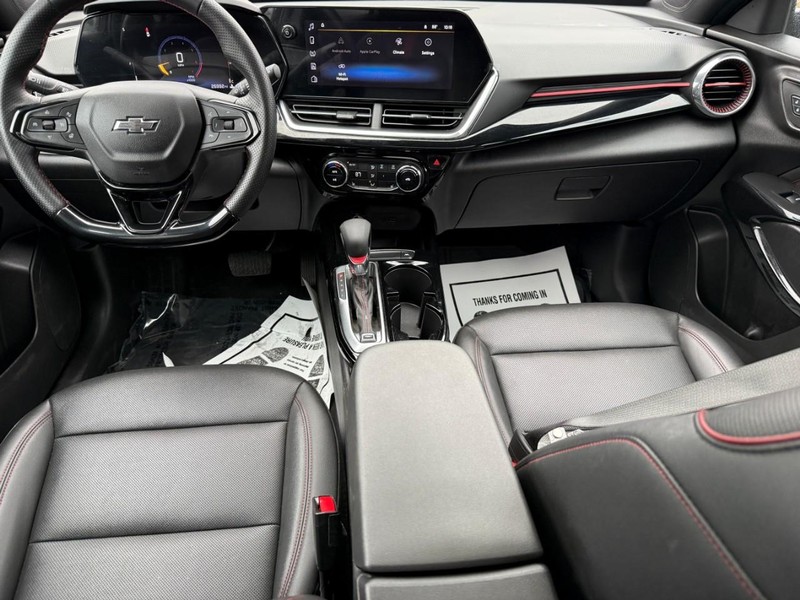 Chevrolet Trax Vehicle Full-screen Gallery Image 11