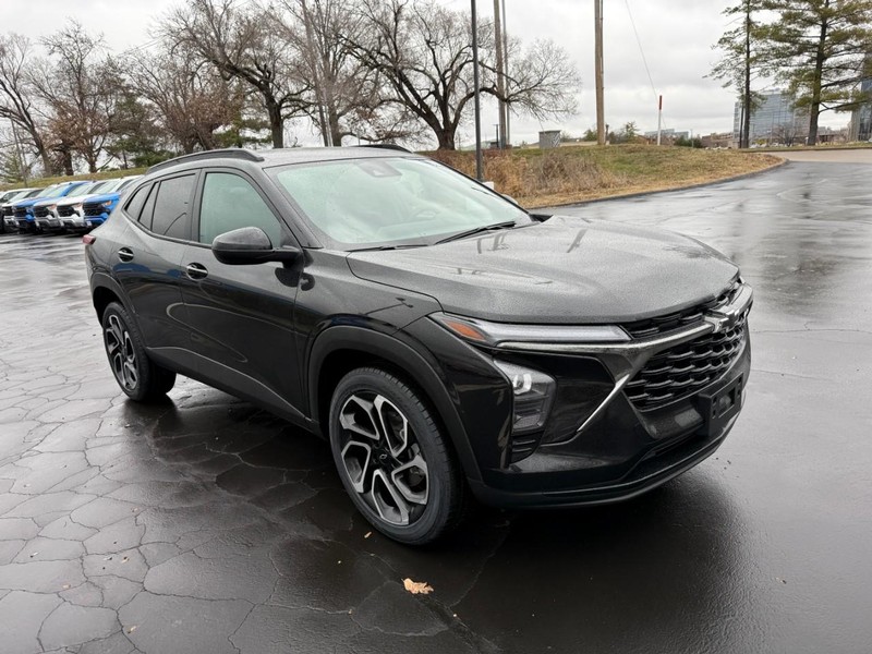 Chevrolet Trax Vehicle Full-screen Gallery Image 16