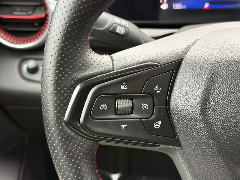 Chevrolet Trax Vehicle Full-screen Gallery Image 20