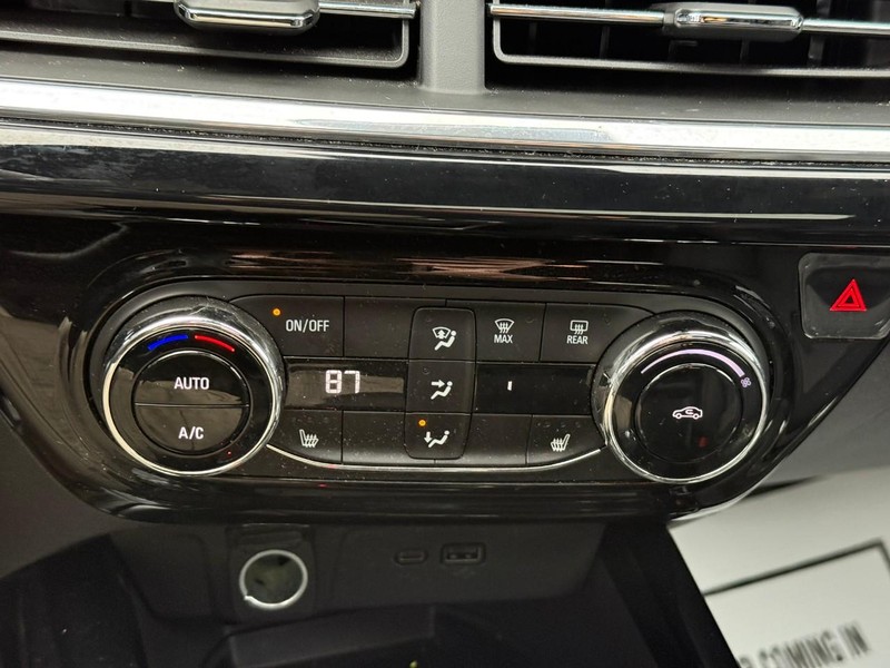 Chevrolet Trax Vehicle Full-screen Gallery Image 23