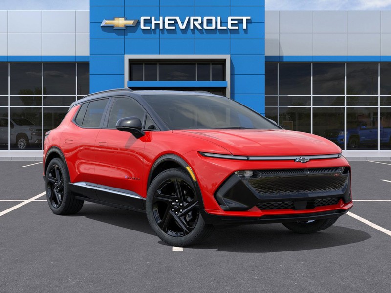 Chevrolet Equinox EV Vehicle Full-screen Gallery Image 7