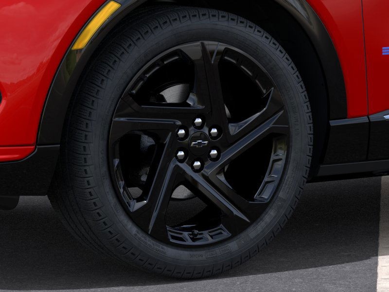 Chevrolet Equinox EV Vehicle Full-screen Gallery Image 9